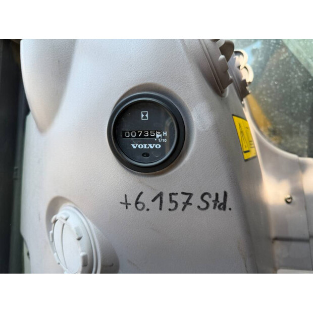 2010 فولفو ECR145CL-49003406