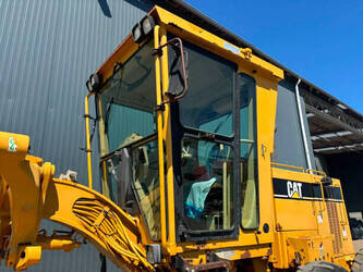 1998-cat-120h-49003431