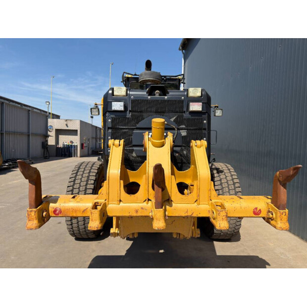 2011 Caterpillar 140 M 2-49003510