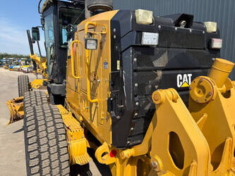 2011-caterpillar-140-m-2-49003512