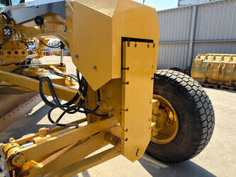 2011-caterpillar-140-m-2-49003522