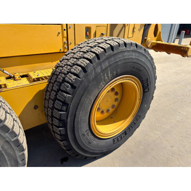 2011 Caterpillar 140 M 2-49003538