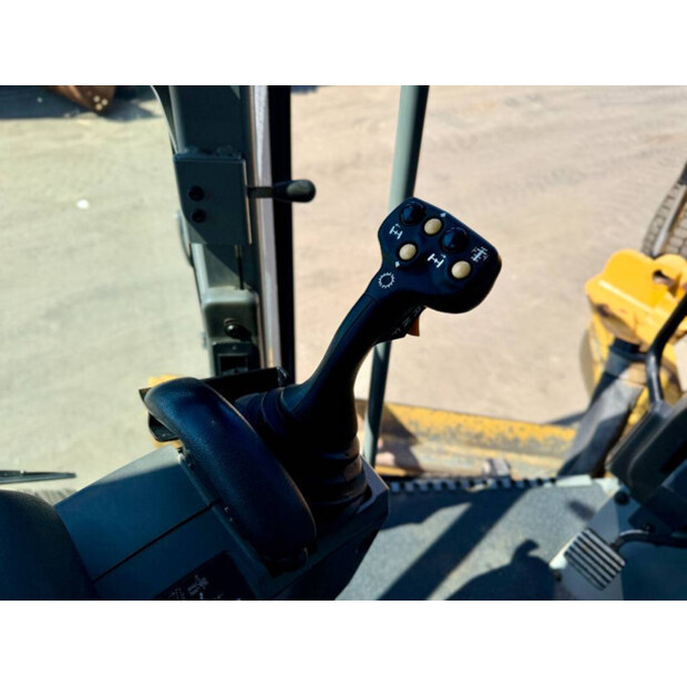 2011 Caterpillar 140 M 2-49003551