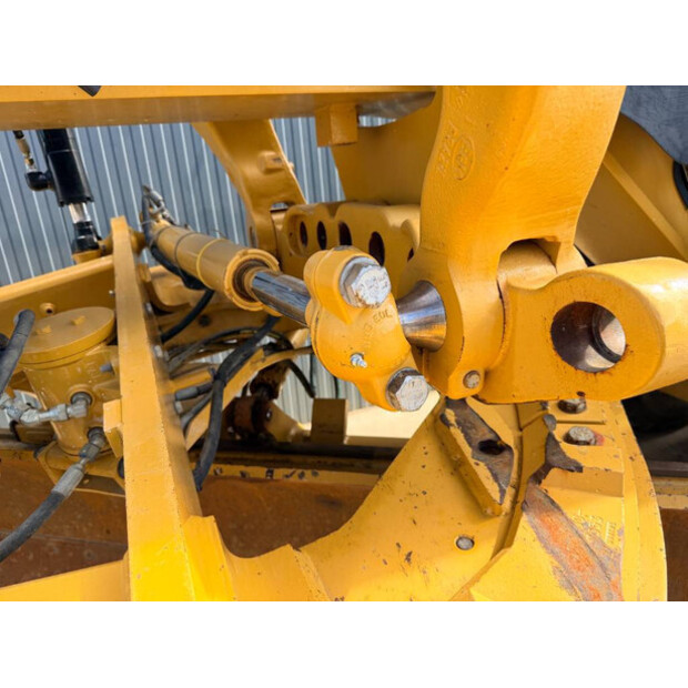 2014 Caterpillar 140M2-49003606