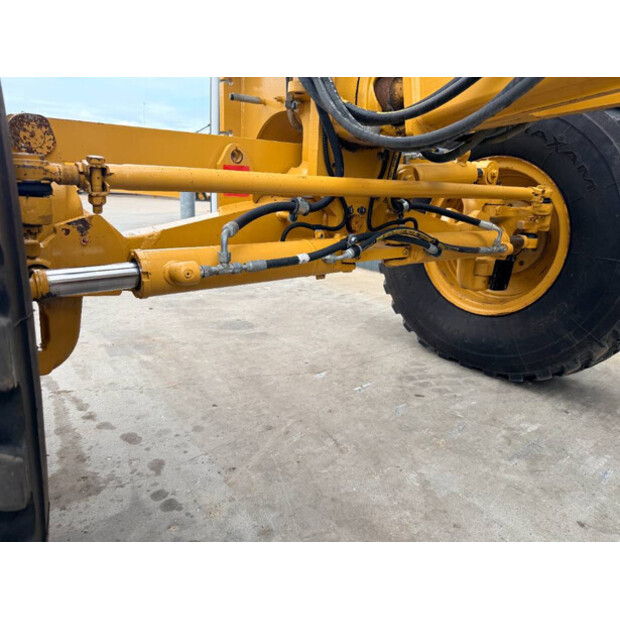 2015 Caterpillar 140M3-49003669