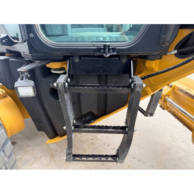 2015 Caterpillar 140M3-49003682