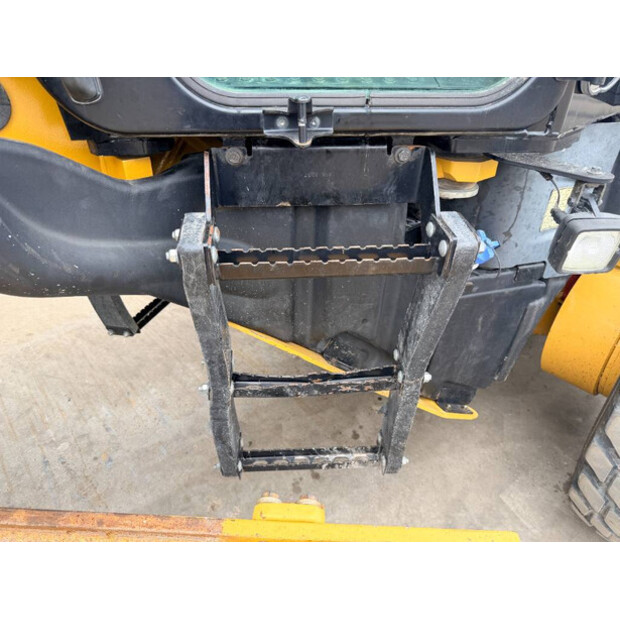 2015 Caterpillar 140M3-49003683