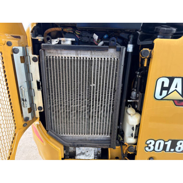 2021 Caterpillar 301.8-49003855