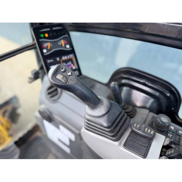 2021 Caterpillar 301.8-49003868