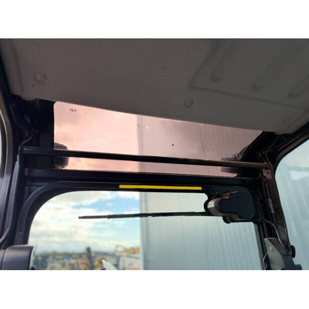 2021 Caterpillar 301.8-49003872