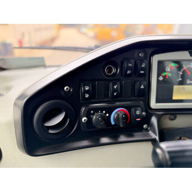 2014 كاتربيلر 730C-49004085