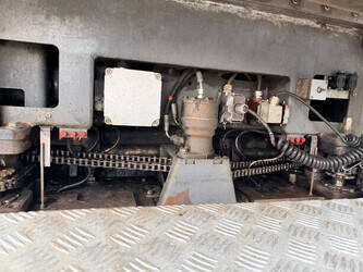 2011-vogele-super-1600-2-1485025-49004411