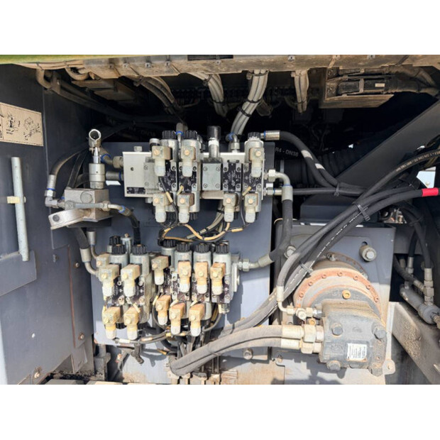 2013 VOGELE Super 1800-2-49004500