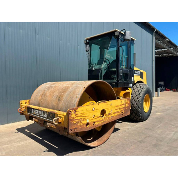 2002 كاتربيلر CS563D-49005313