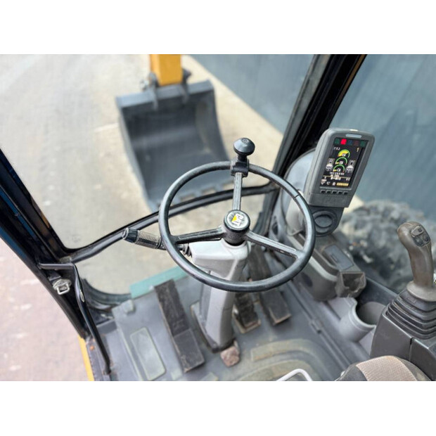 2011 Caterpillar M316D-49005943