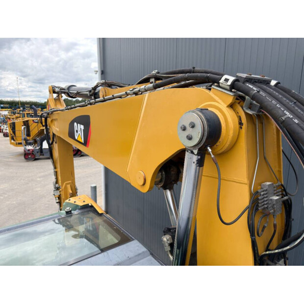 2015 Caterpillar M318F-49006036