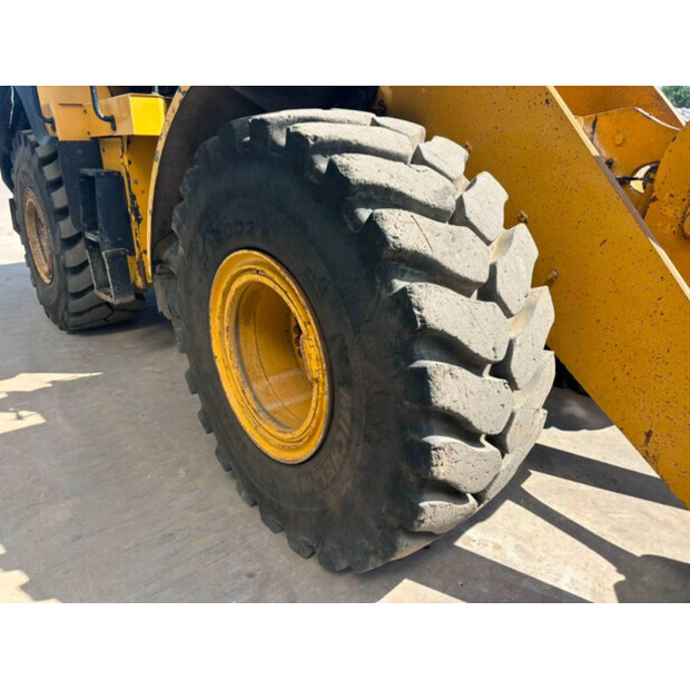2017 كاتربيلر 962M-49006372