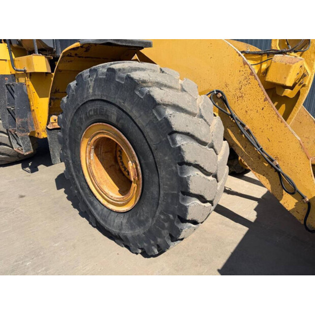 2015 كاتربيلر 972M-49006408
