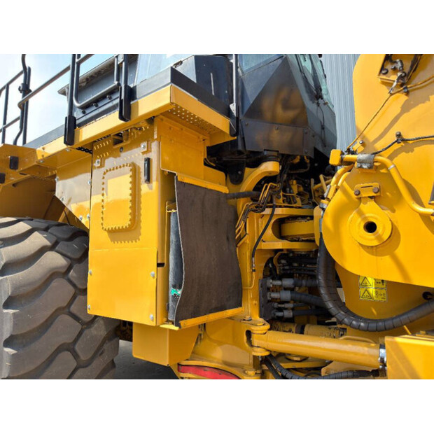 2019 كاتربيلر 988K-49006473