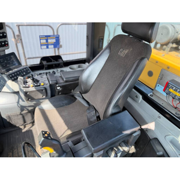2019 كاتربيلر 988K-49006495