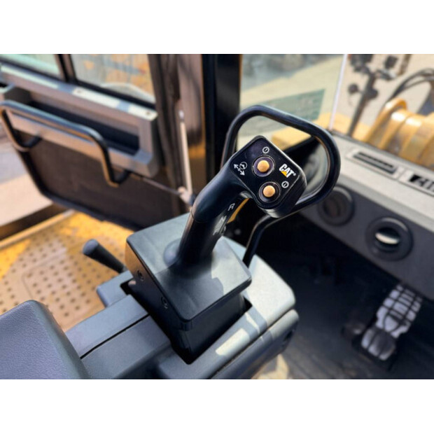 2019 كاتربيلر 988K-49006506