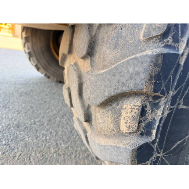 2014 Volvo L30G-49006722