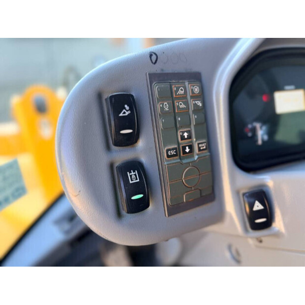 2014 Volvo L30G-49006734