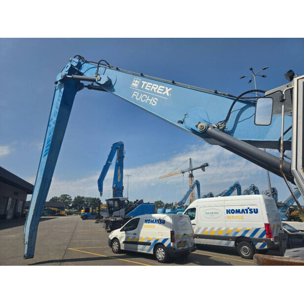 2011 FUCHS MHL 360 D-49007913