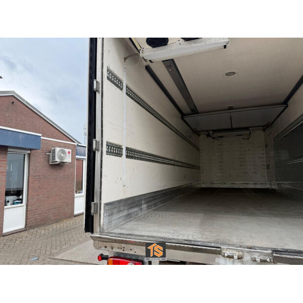 2016 DAF LF 220 FA-49008092