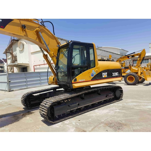 2024 Caterpillar 320CL-49011757
