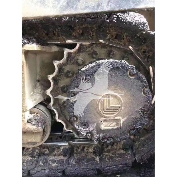 2010 Caterpillar AP-755-49011990