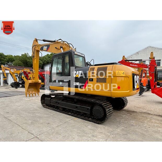 2024 Caterpillar 320D-49013645