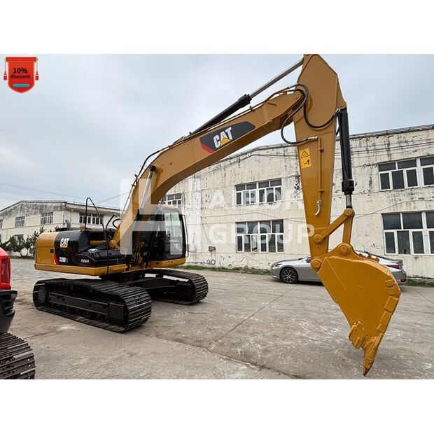 2024 Caterpillar 320D-49013673
