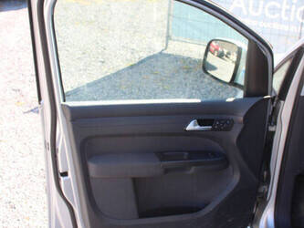 2014-volkswagen-caddy-maxi-kombi-49013811