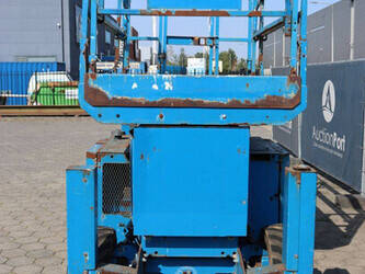 2012-genie-gs-4069-rt-1485244-49013895