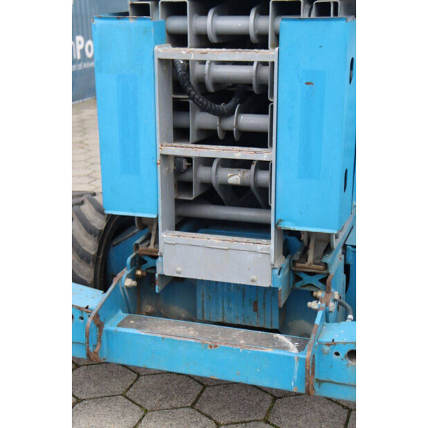 2012 Genie GS-4069-49014139