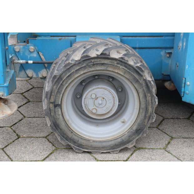 2012 Genie GS-4069-49014143