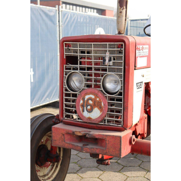 1972 MC Cormick 353-49014344