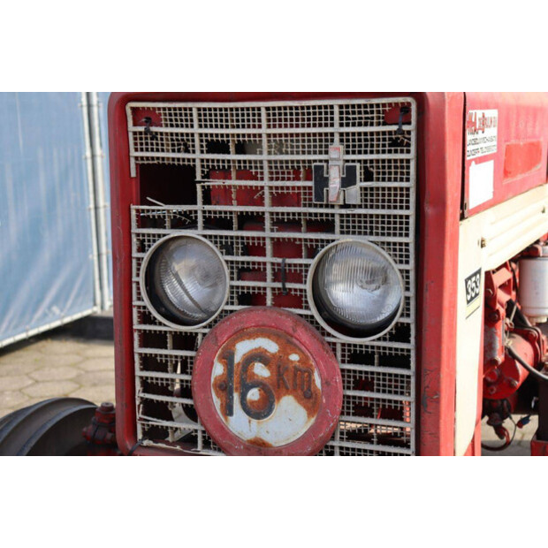 1972 MC Cormick 353-49014345