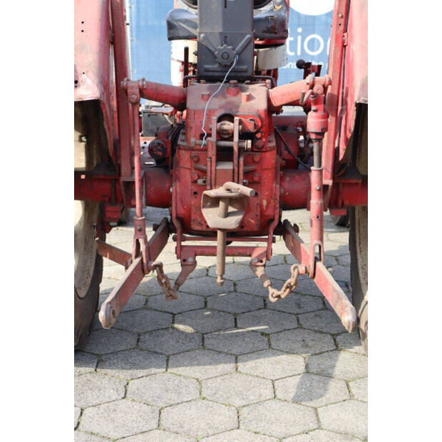 1972 MC Cormick 353-49014352