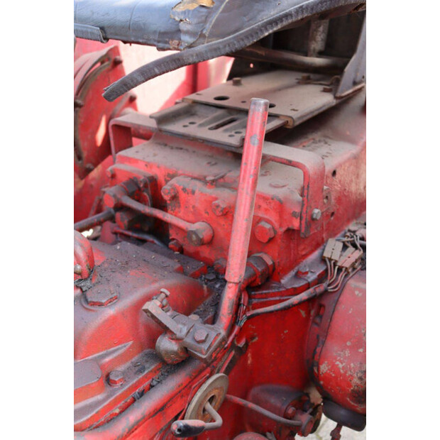 1972 MC Cormick 353-49014364