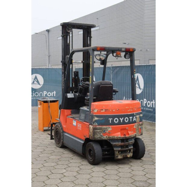2005 Toyota 7FBMF25-49014456