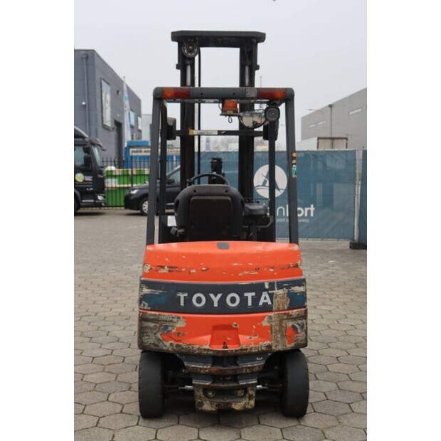 2005 Toyota 7FBMF25-49014457