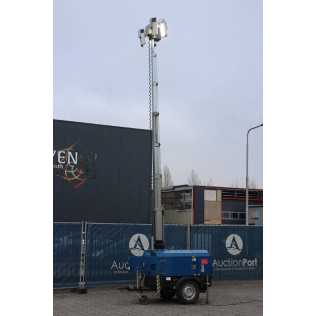 2012 Towerlight VB9LR-1451-49014740