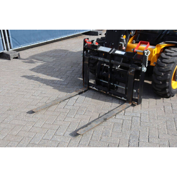 2023 JCB 514-40 CON-49014751