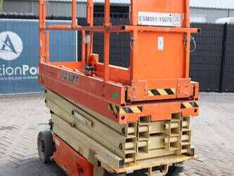 2015-jlg-2032es-1485269-49014799