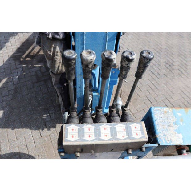 إيزيلفت R160-49014944