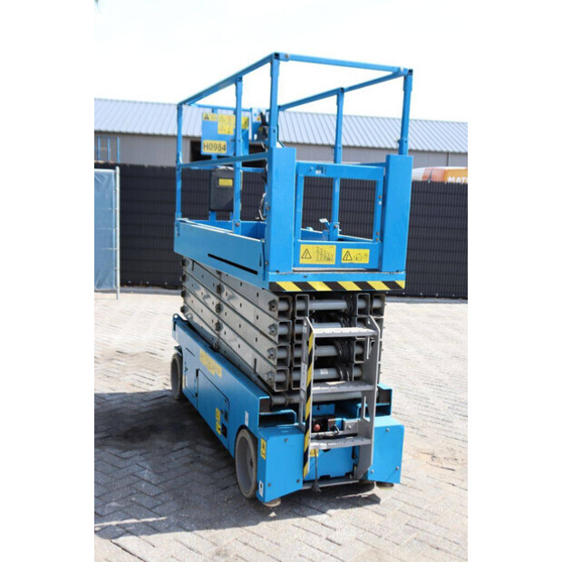 2011 Genie GS-3232-49015071