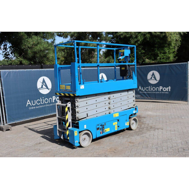 2011 Genie GS-3232-49015073