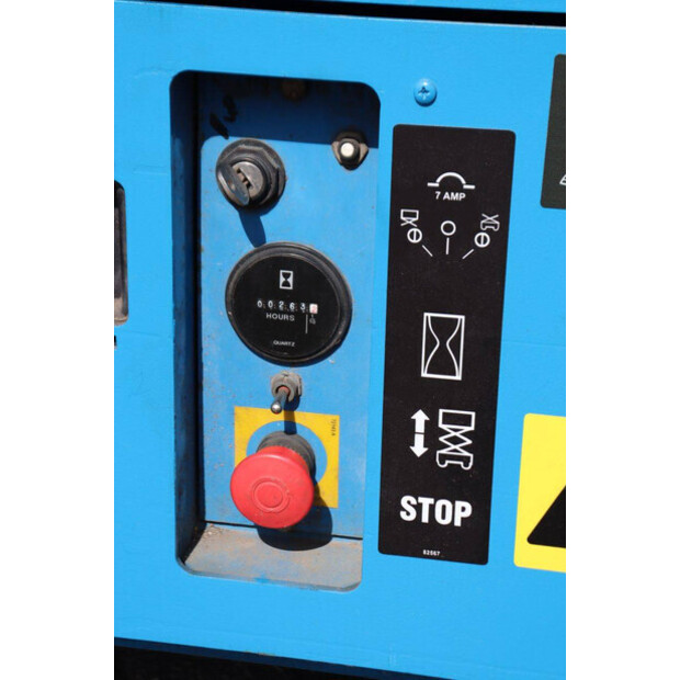 2011 Genie GS-3232-49015078